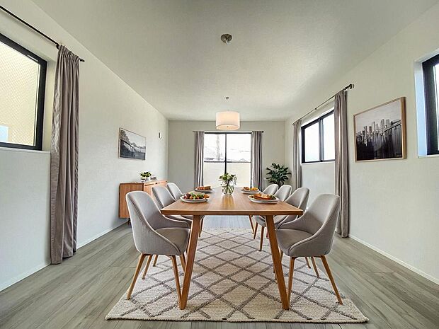 本画像はCGで作成しており、実際に現地に家具は置かれておりません。また、価格に家具は含まれておりません。