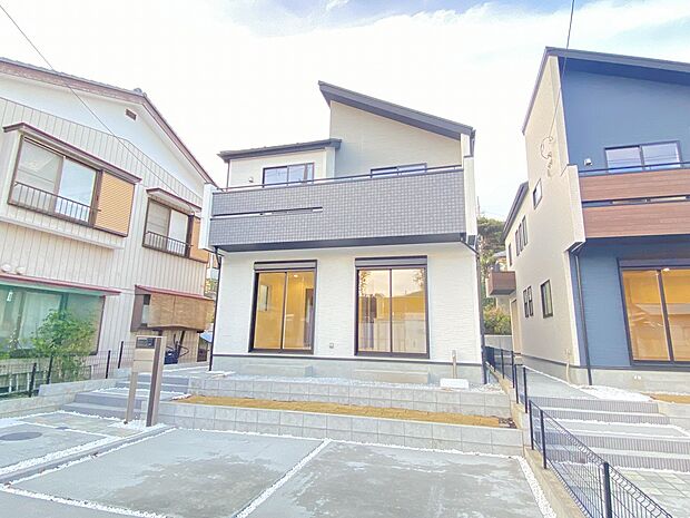 早く帰りたくなる　理想を叶えた間取りを現実に　ご家族の笑顔が何よりの宝物です。