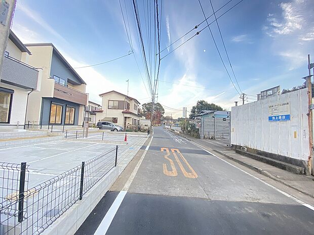 季節を感じるスポットが各地に点在します。忙しい毎日の中でも落ち着ける場所があるとホッとしますね。