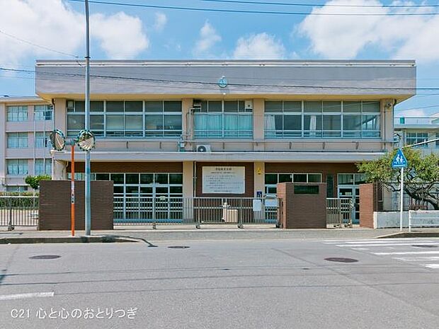 横浜市立南瀬谷中学校 880m