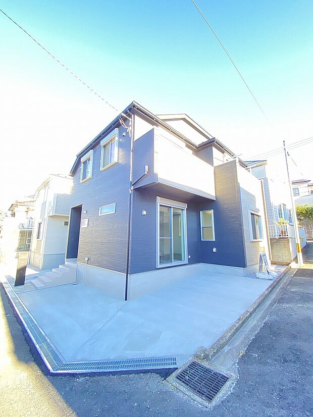 早く帰りたくなる　理想を叶えた間取りを現実に　ご家族の笑顔が何よりの宝物です。