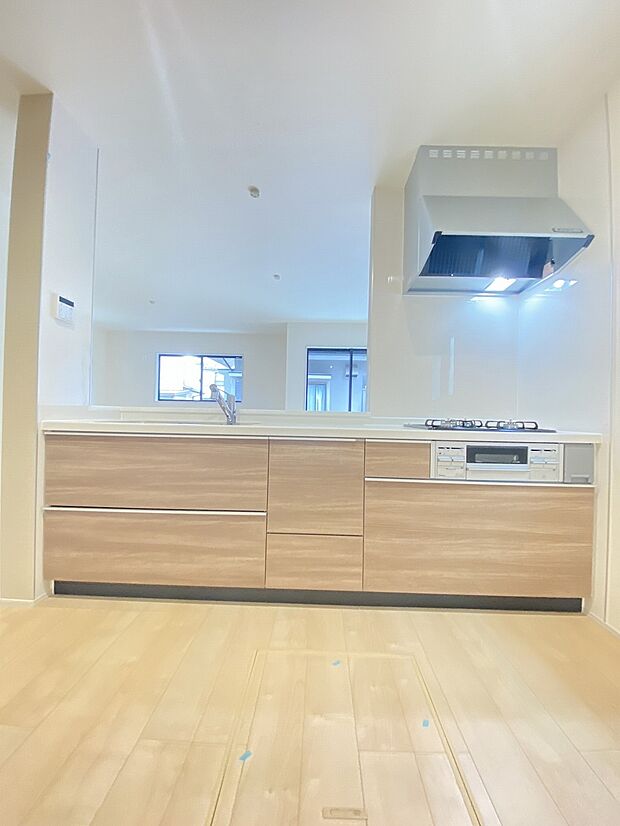 キッチンスペースも広いのでお子様といっしょに楽しくお料理もできます。