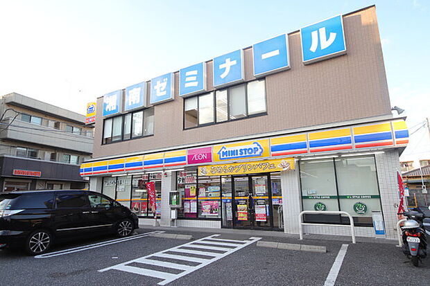 ミニストップ泉中田東店　582ｍ