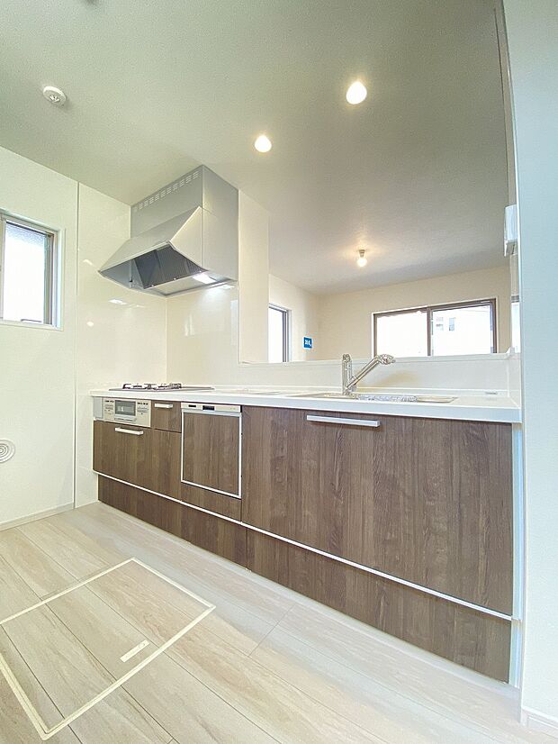 お料理の準備やお片付けもしやすいカウンターキッチンです。