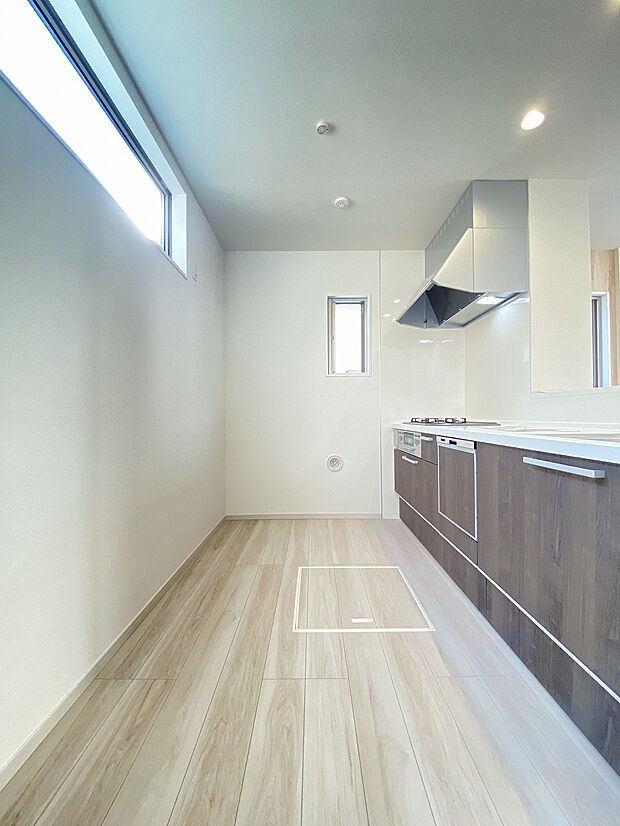 ホームパティ―で、ゲストと一緒にお料理の準備もできるカウンターキッチン