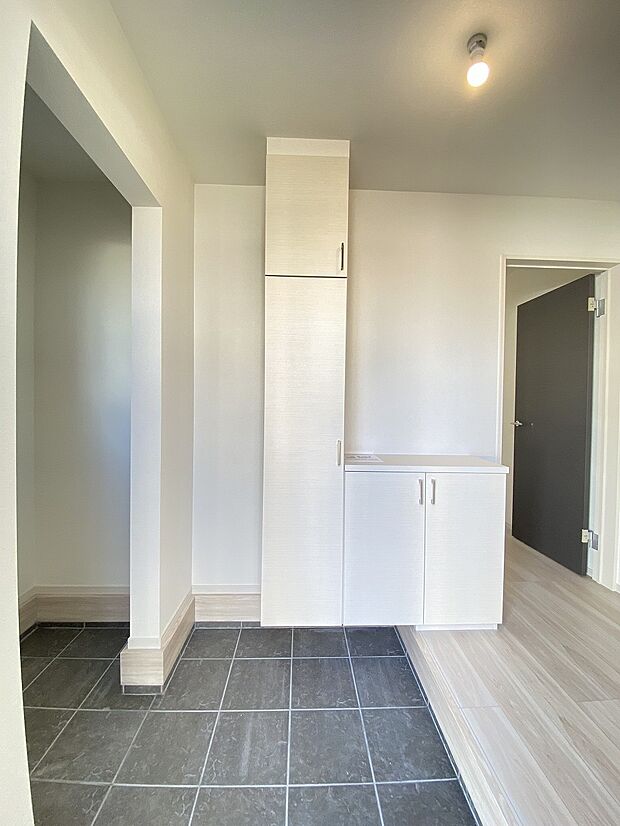 玄関先にはお気に入りのアロマを置いて、お客様もリラックス