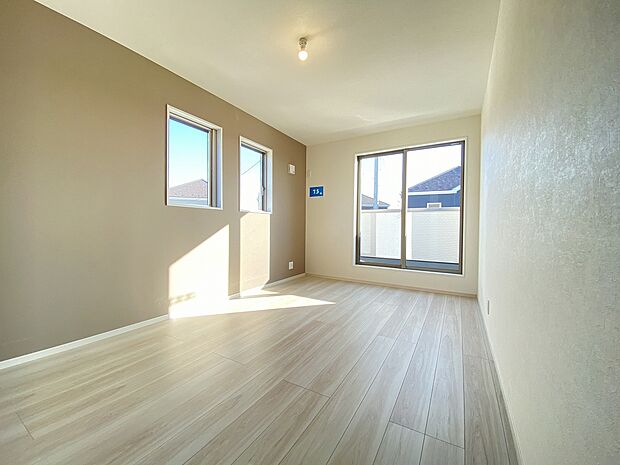 ゆっくりとした時間が流れる、癒しの寝室です。