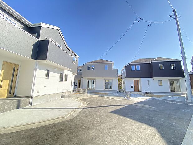 近隣は落ち着いた静かな環境。のんびりと生活していただけます。