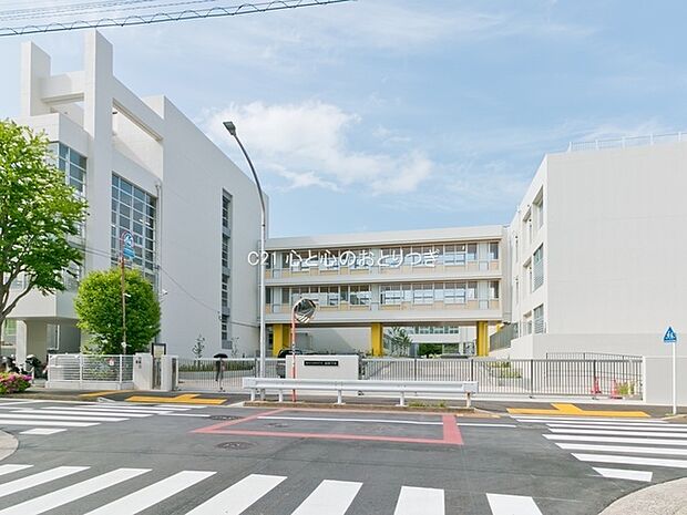 横浜市立義務教育学校緑園学園中学校 1380m