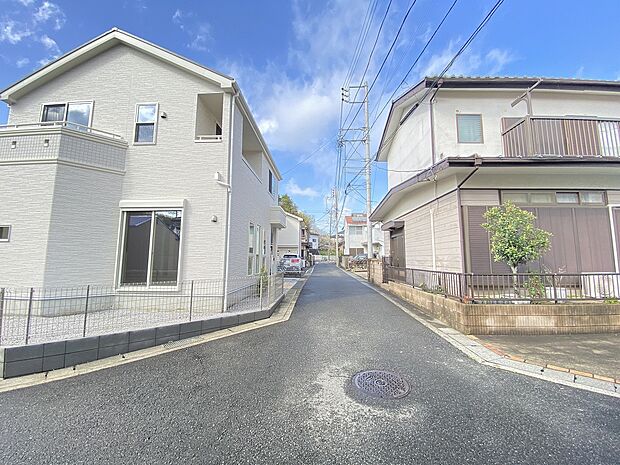 空の広さを感じながら、未来を育む穏やかな日々が待っています。