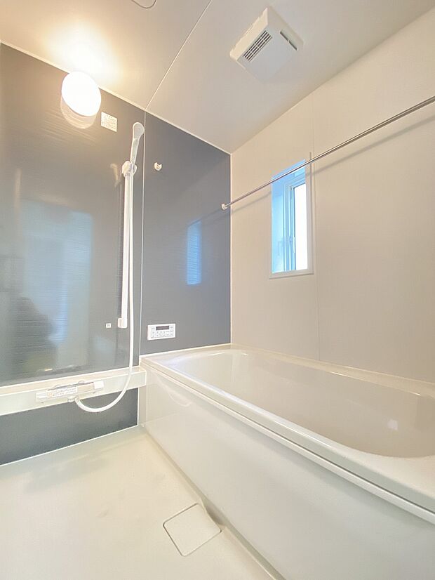 清掃性も快適性も、しっかり考えられた浴室です。