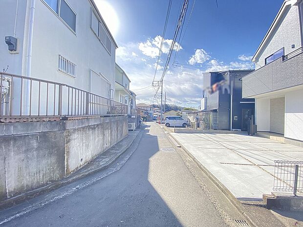 目の前に広がる開放感とゆとり、暮らしの夢を育む理想の住まいがここにはあります。