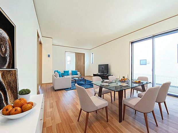 本画像はCGで作成しており、実際に現地に家具は置かれておりません。また、価格に家具は含まれておりません。