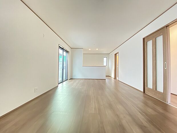 ご家族みんなで長い時間を過ごすリビングは居心地のいいものであって欲しいですね。そんな想いを叶えたリビングです。