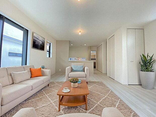 本画像はCGで作成しており、実際に現地に家具は置かれておりません。また、価格に家具は含まれておりません。