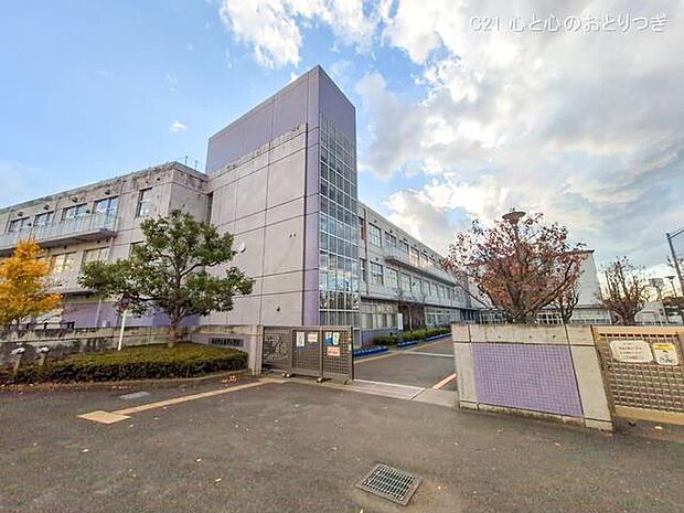 藤沢市立善行小学校 130m