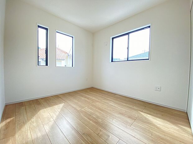 お洒落な雑貨屋さんで見つけた、あの小物やインテリアも置ける そんな喜びをここで叶えませんか。