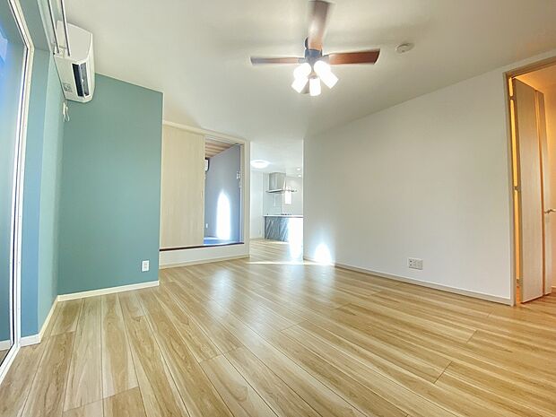 木肌の風合いが心までリラックスさせてくれます。