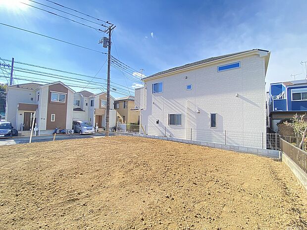 住空間も重要なポイント 駅までの道のり、お店や、飲食店、小さな質問もお待ちしています。