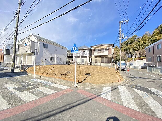 公園が近隣にある、生活のしやすい住環境です。休日にご家族でお散歩はいかがでしょうか。