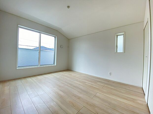 ゆっくりとした時間が流れる、癒しの寝室です。