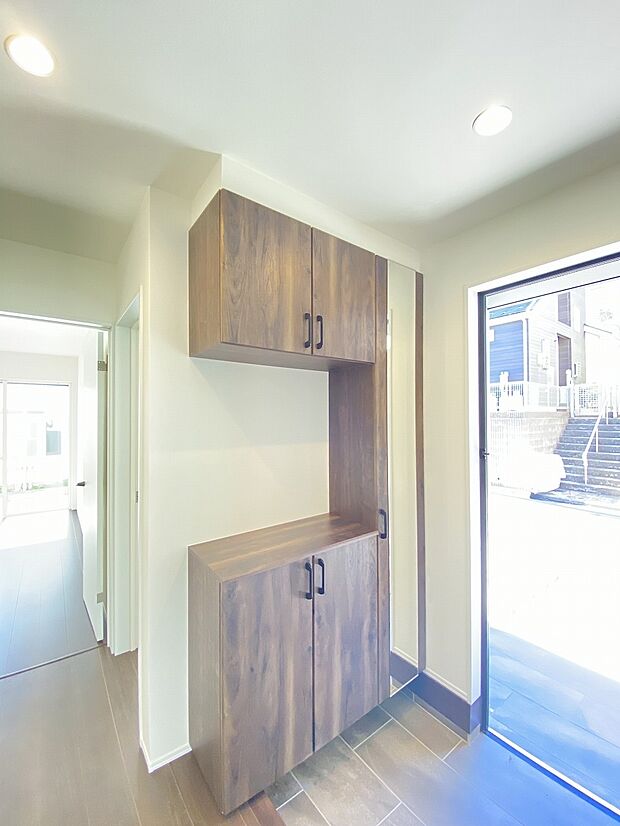 たくさんの靴も楽々収納、玄関を清潔に保つ頼もしいスペース。