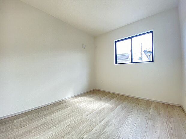 ゆったりとした安らぎに包まれる、静かな寝室。