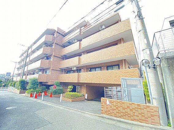 2026年4月...