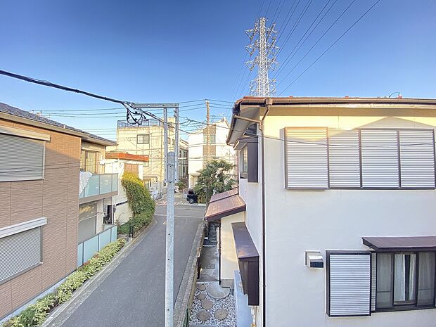 空の広さを感じながら、未来を育む穏やかな日々が待っています。