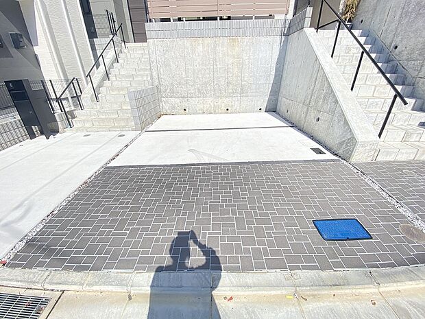 静けさと安心感に包まれた、落ち着きある住まいの周辺環境。