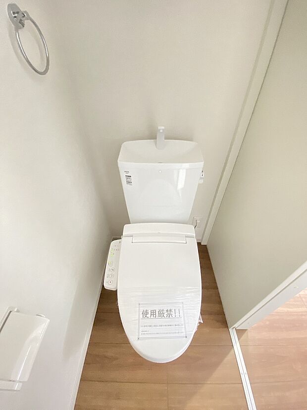 シンプル操作の壁リモコンで、お子さまやご年配の方にも優しい仕様。