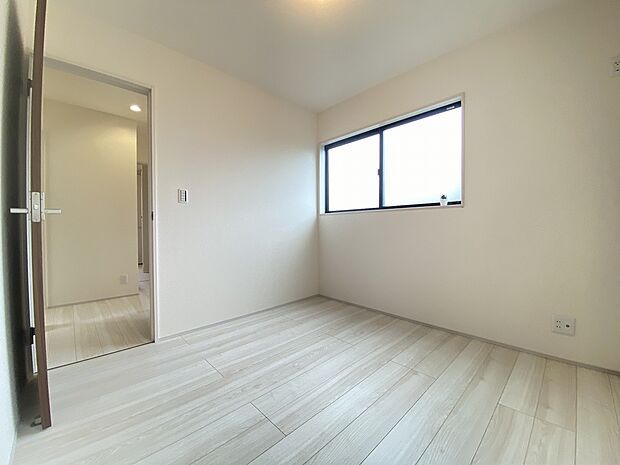 遊び心あふれる学びのステージ、子供たちの特別な空間になる子供部屋です。