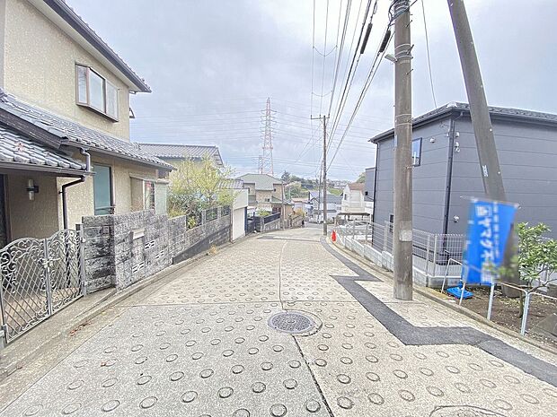 自然を身近に感じられる、落ち着きあるロケーションです。