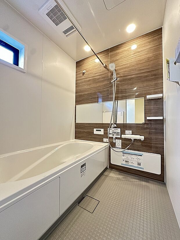 落ち着きある浴室でほっとひと息。自宅が、極上のリラクゼーションスポット。