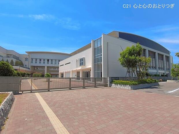 藤沢市立六会中学校　650ｍ