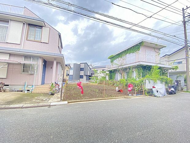 家族の時間をゆったり育み、安心して暮らせる住環境です。