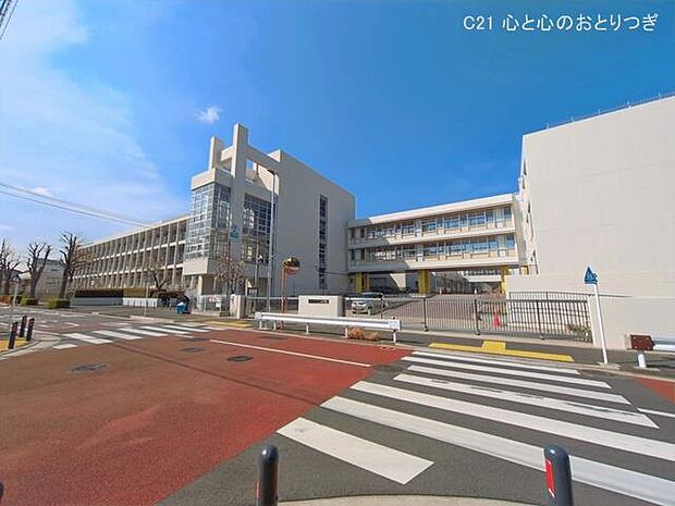 横浜市立緑園義務教育学校(小学校) 400m