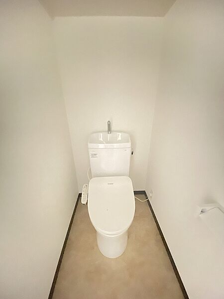 清潔感あふれる空間で、いつでも気持ちよく使えるトイレ。
