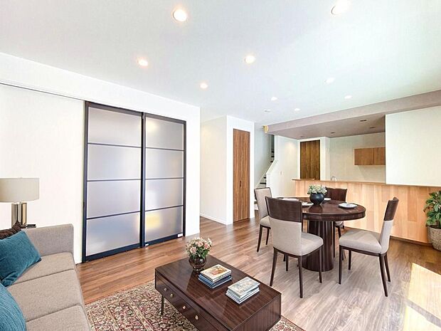 本画像はCGで作成しており、実際に現地に家具は置かれておりません。また、価格に家具は含まれておりません。