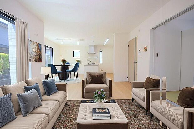 本画像はCGで作成しており、実際に現地に家具は置かれておりません。また、価格に家具は含まれておりません。