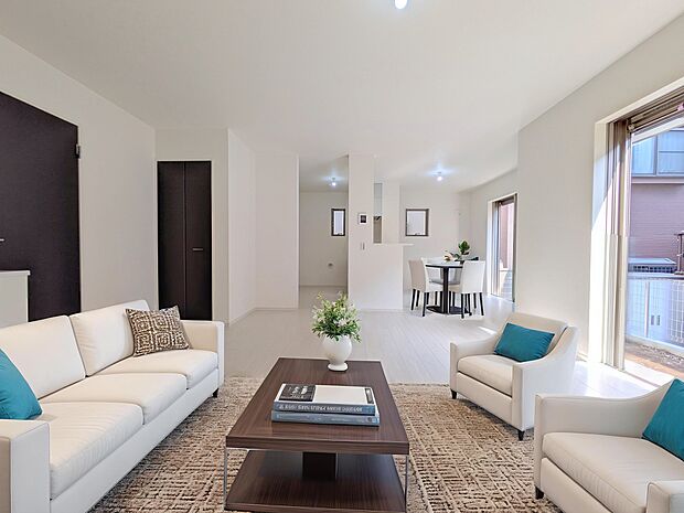 本画像はCGで作成しており、実際に現地に家具は置かれておりません。また、価格に家具は含まれておりません。