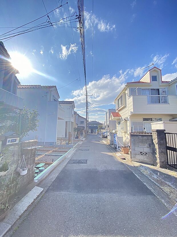 会話が弾む、暮らしが愉しくなる、安らぎの　場所としてこの邸宅で始まるストーリーを想像してみてください。