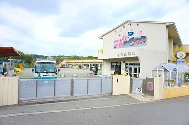 春日幼稚園　654ｍ