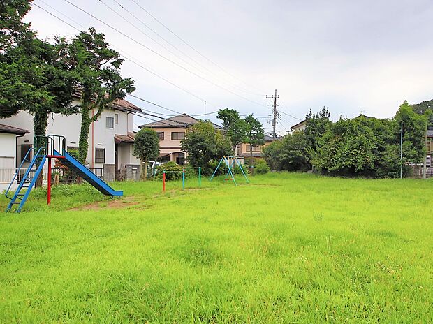 南栗原5-2子供広場 925m