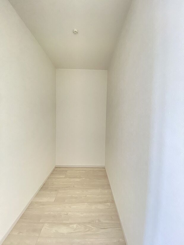 しまいやすく、使いやすく。快適収納のある洋室です。 機能とデザインが融合した、洗練の収納空間です。