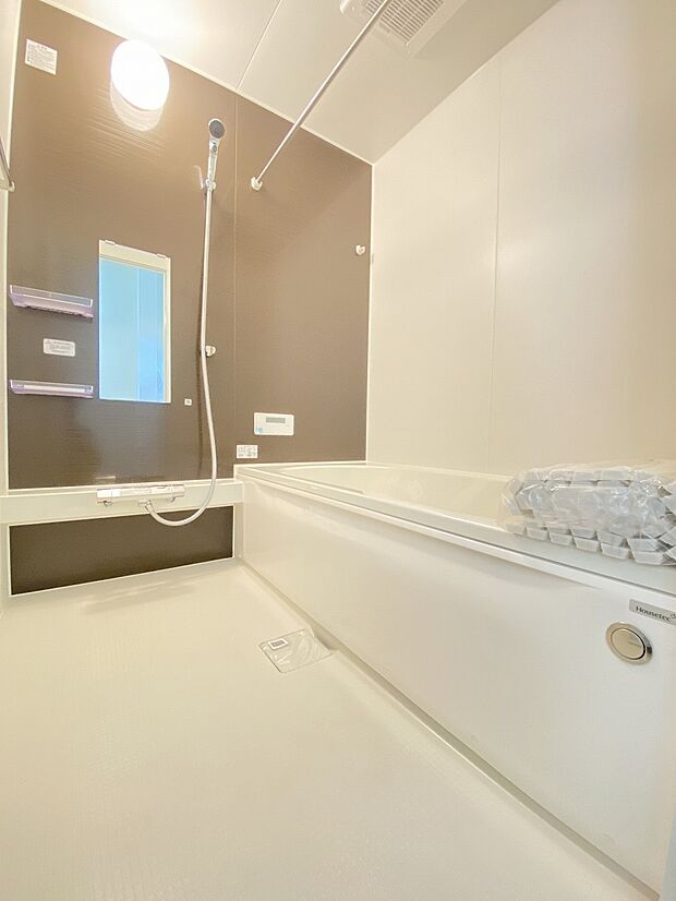 落ち着きある浴室でほっとひと息。自宅が、極上のリラクゼーションスポット。