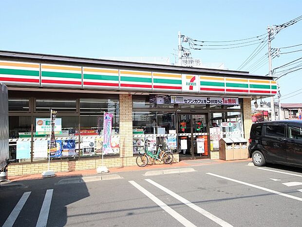 セブンイレブン大和西鶴間店　557ｍ