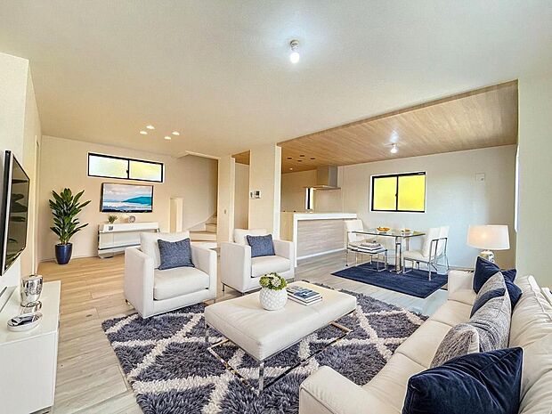 本画像はＣＧで作成しており、実際に現地に家具は置かれておりません。また、価格に家具は含まれておりません。