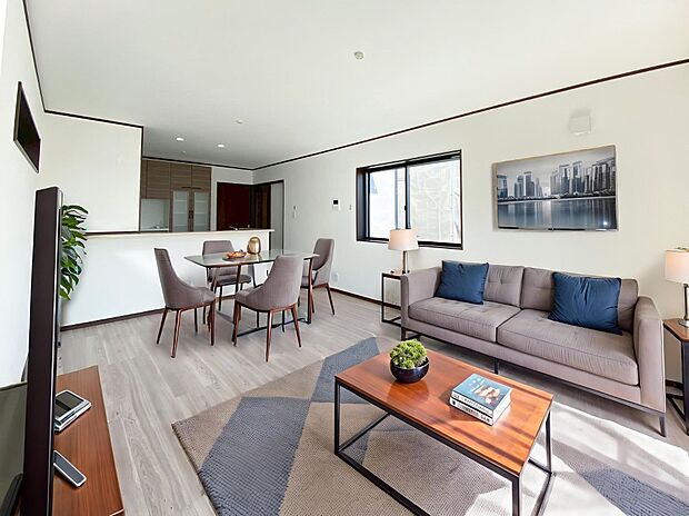 本画像はCGで作成しており、実際に現地に家具や照明は置かれておりません。また、価格に家具や照明の費用は含まれておりません。