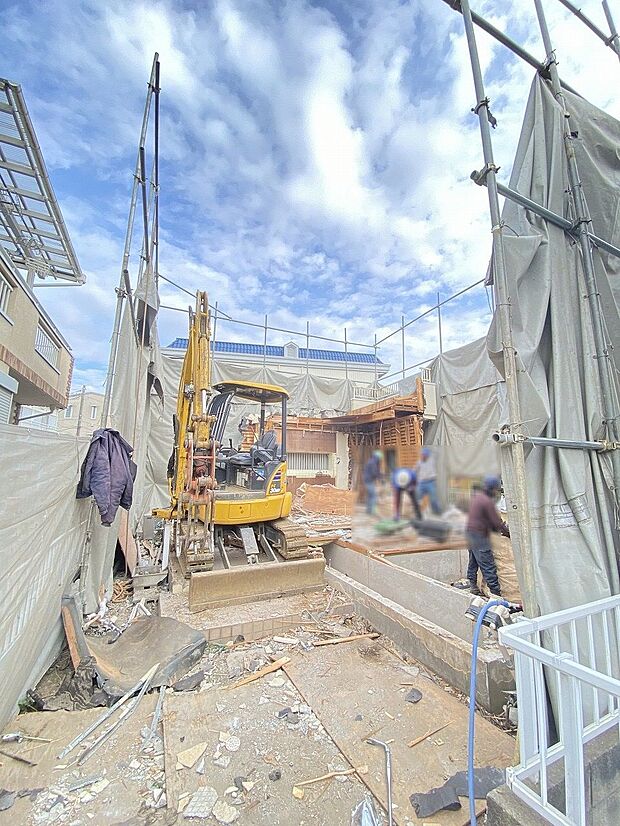 目の前に広がる開放感とゆとり、暮らしの夢を育む理想の住まいがここにはあります。